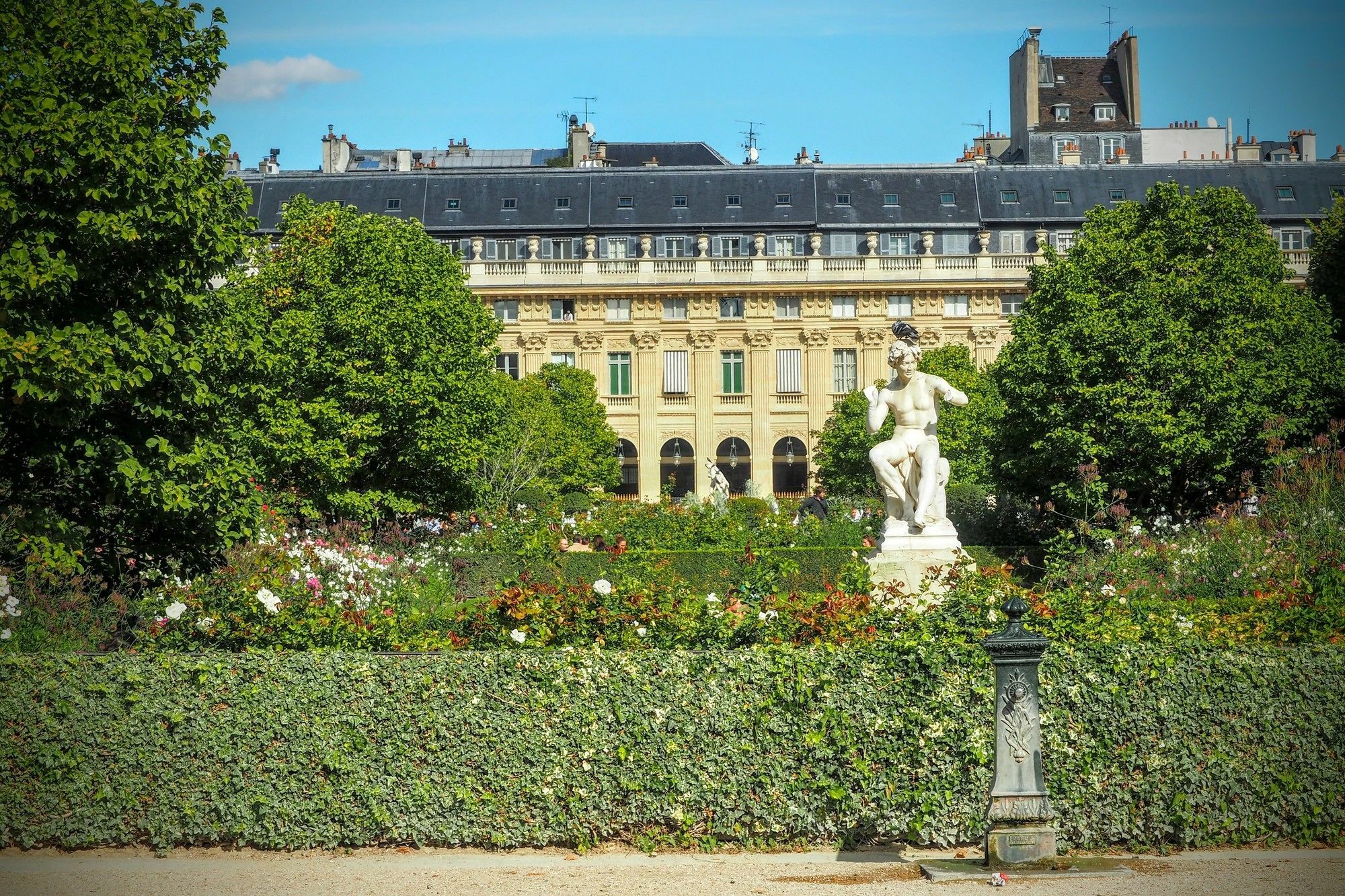 Chambre D Hote : Louvre Elegant Apt Suite Paris Exterior photo