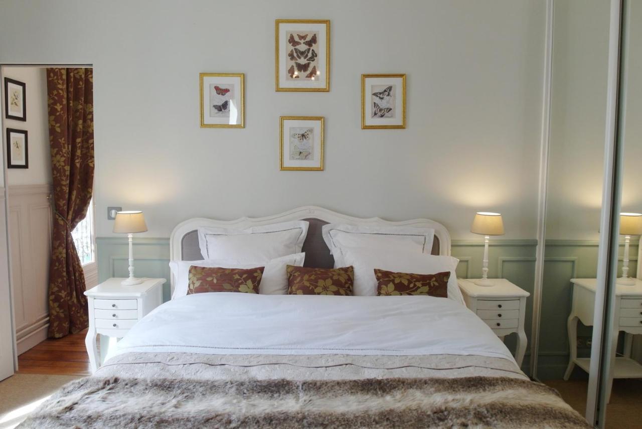 Chambre D Hote : Louvre Elegant Apt Suite Paris Exterior photo